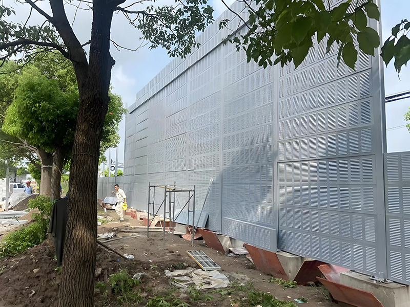 浦東京東物流隔音屏項(xiàng)目